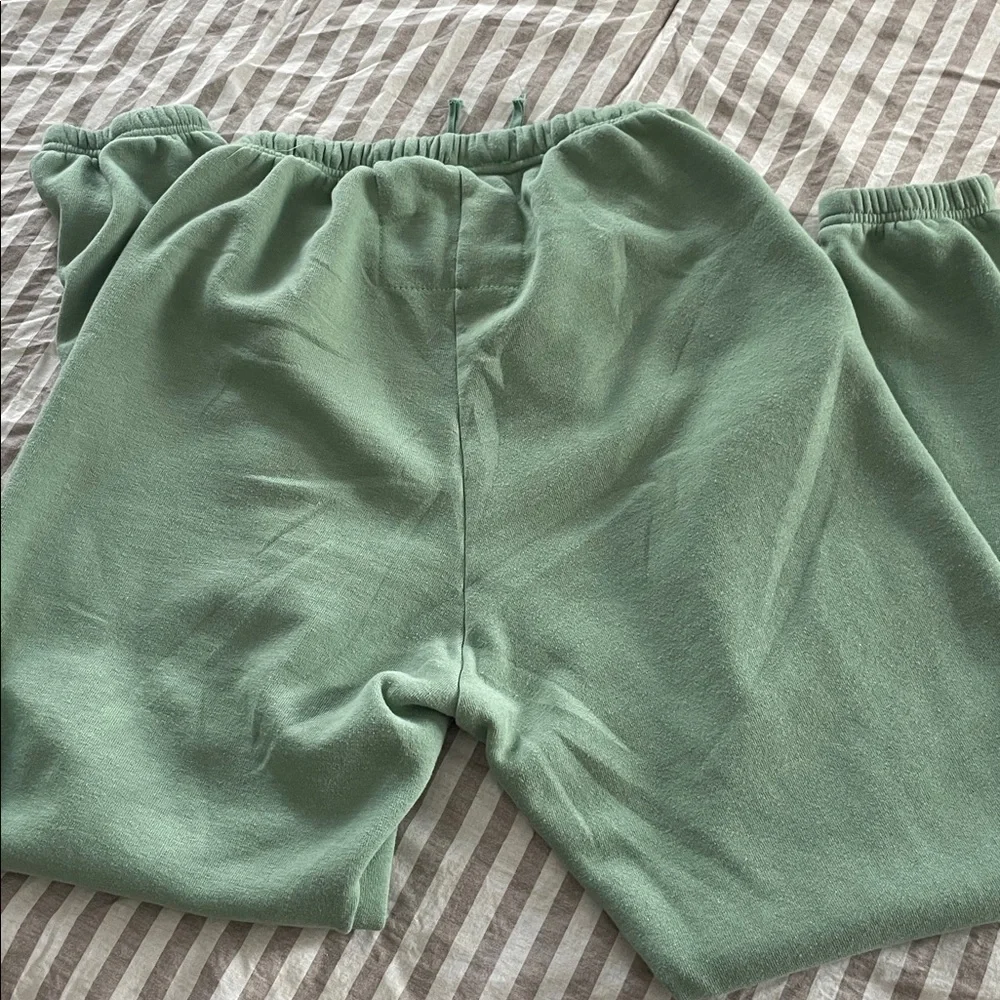 Aviator Nation set  logo Stitch Relaxed hoodie and sweatpants in Sage - Picture 8 of 10